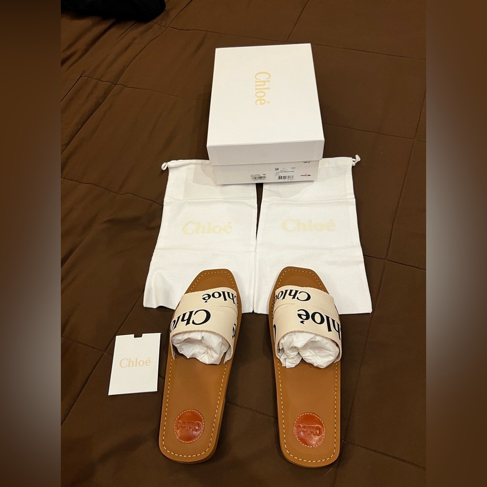 Chloe Woody Slides White size 12 (42) New in box - Picture 4 of 6